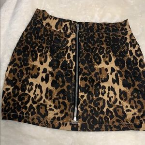 Leopard skirt
